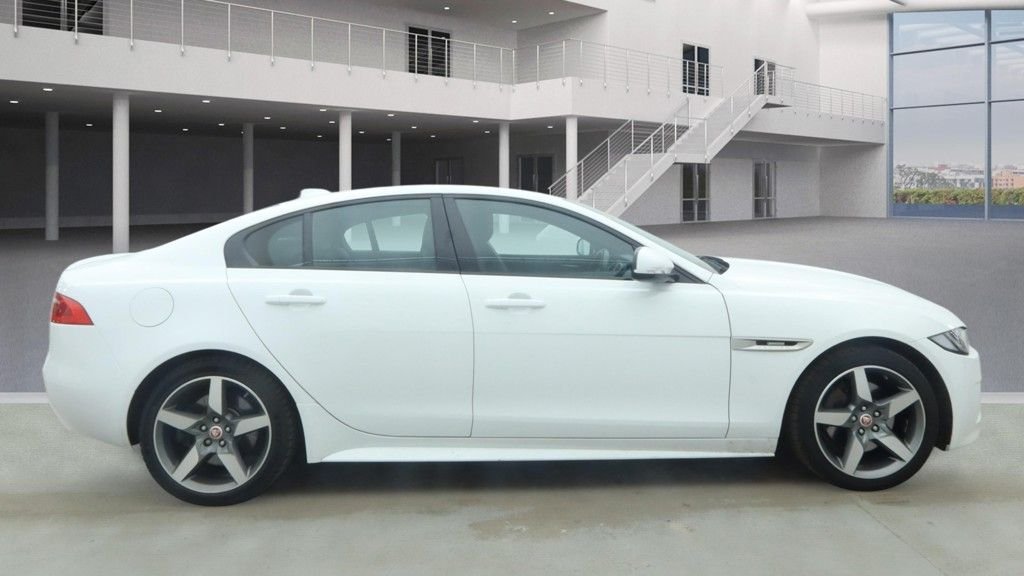Used Jaguar XE 2019 for sale - 77780409: Photo 11