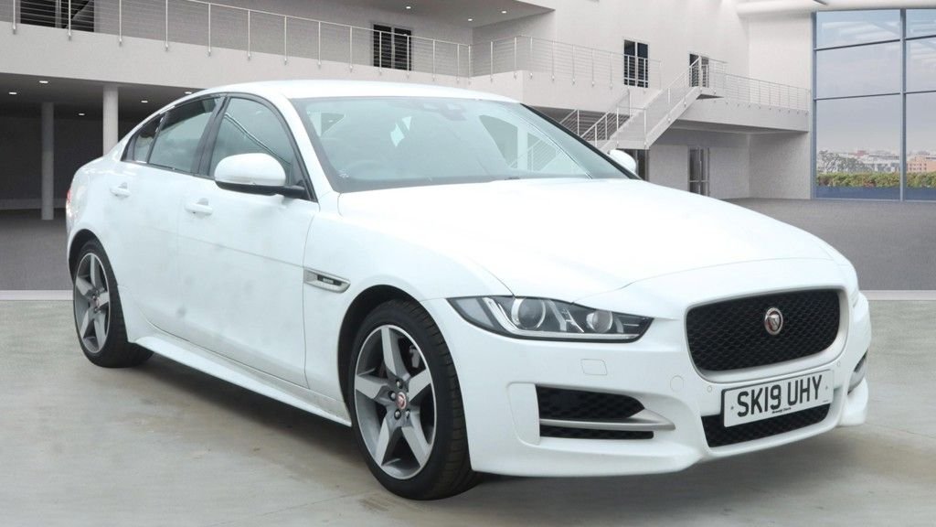 Used Jaguar XE 2019 for sale - 77780409: Photo 7