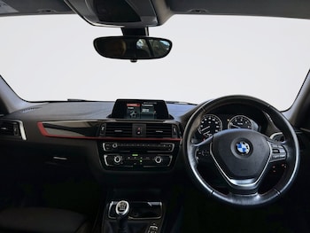 Used BMW 1 Series 2018 for sale - 78672401: Photo