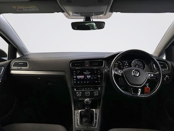 Used Volkswagen Golf 2019 for sale - 79384807: Photo
