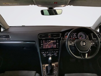 Used Volkswagen Golf 2020 for sale - 78240826: Photo