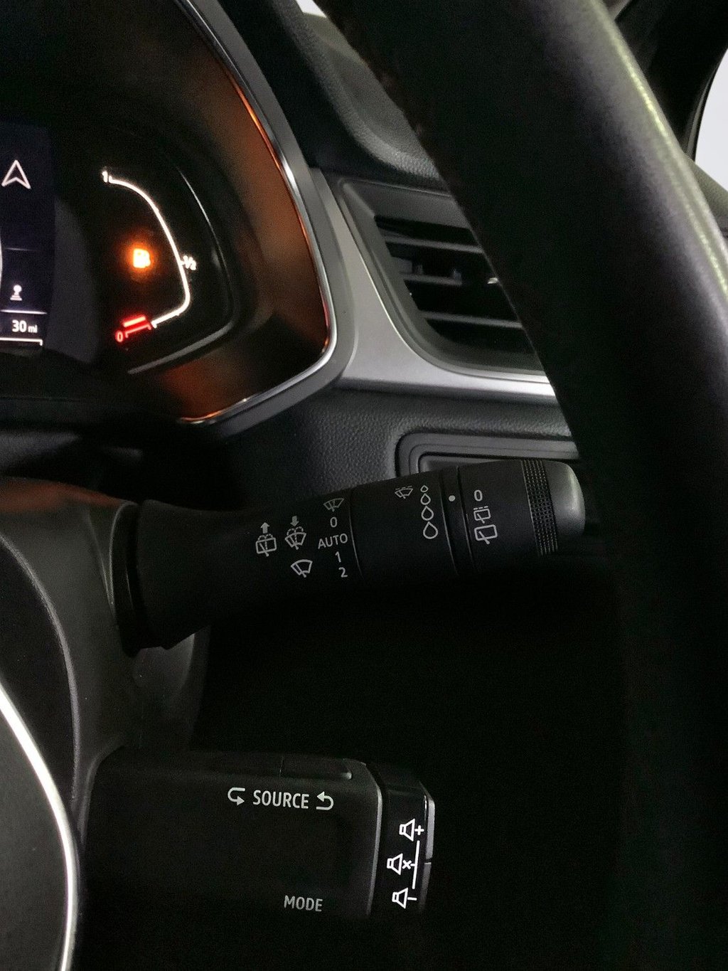 Used Renault Captur 2022 for sale - 76698214: Photo 21