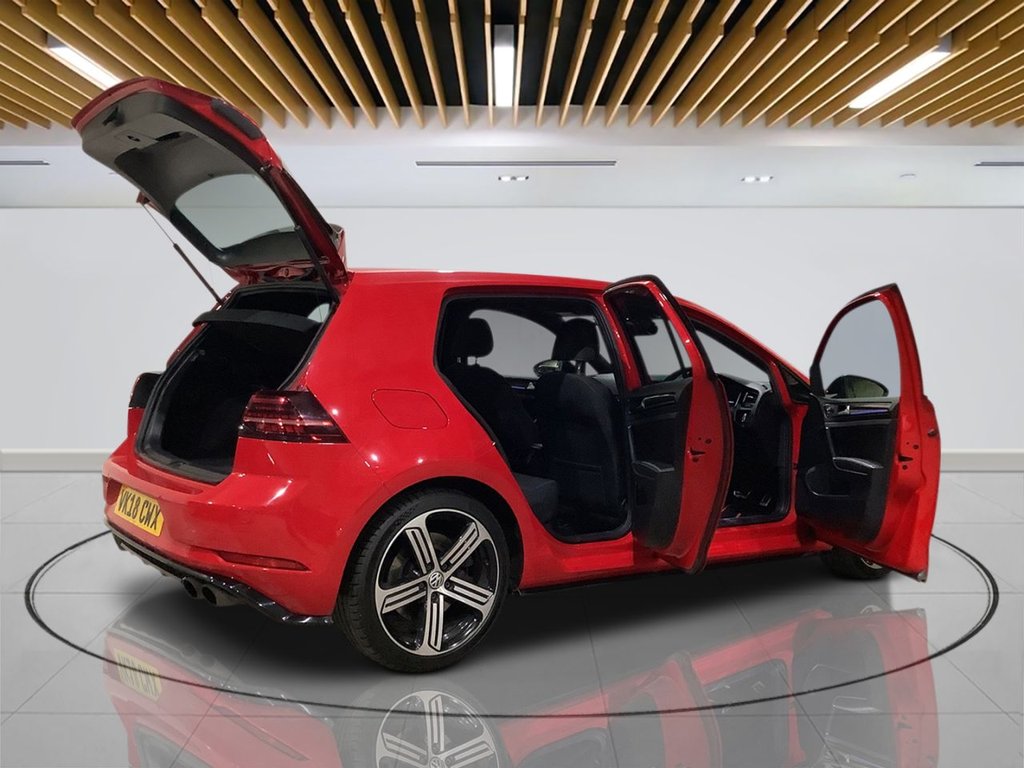 Used Volkswagen Golf 2018 for sale - 77571889: Photo 11