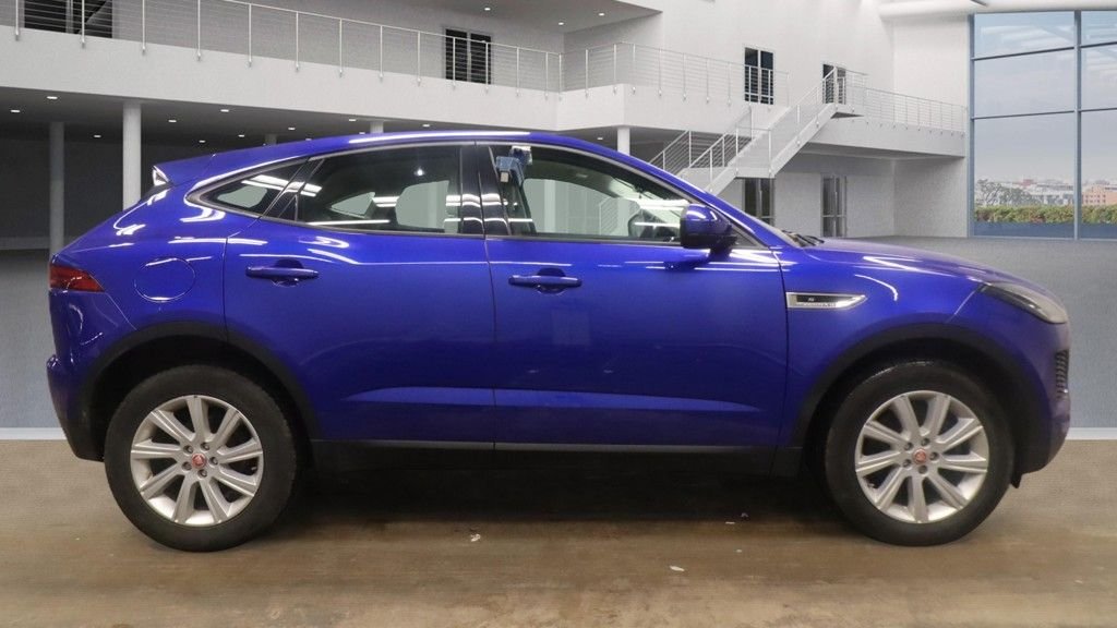 Used Jaguar E-Pace 2018 for sale - 77667052: Photo 5