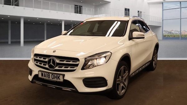 Used Mercedes-Benz GLA 2018 for sale - 76210618: Photo 2