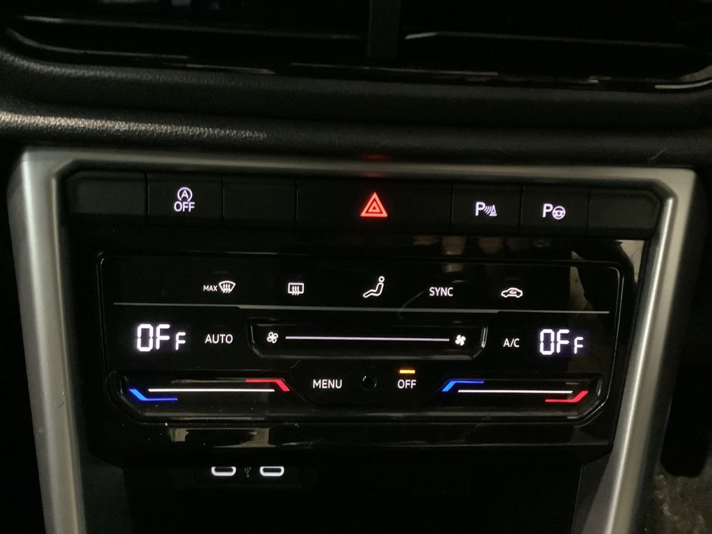 Used Volkswagen T-Roc 2023 for sale - 77451767: Photo 24