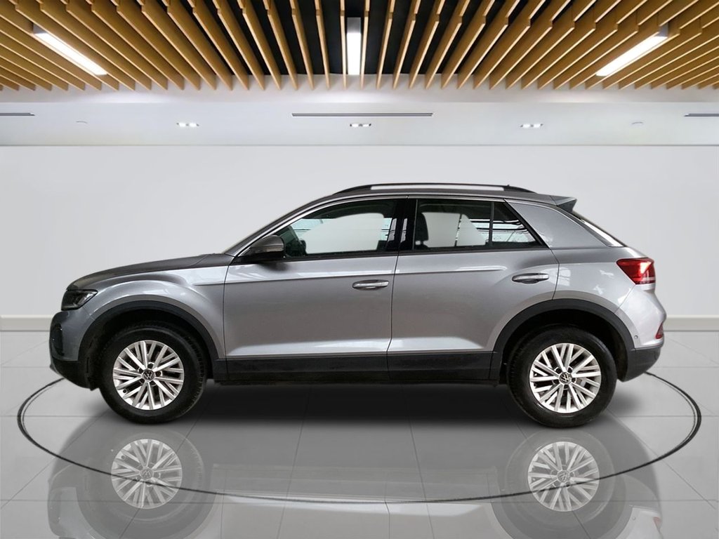 Used Volkswagen T-Roc 2023 for sale - 77451767: Photo 5