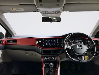 Used Volkswagen Polo 2019 for sale - 78287637: Photo