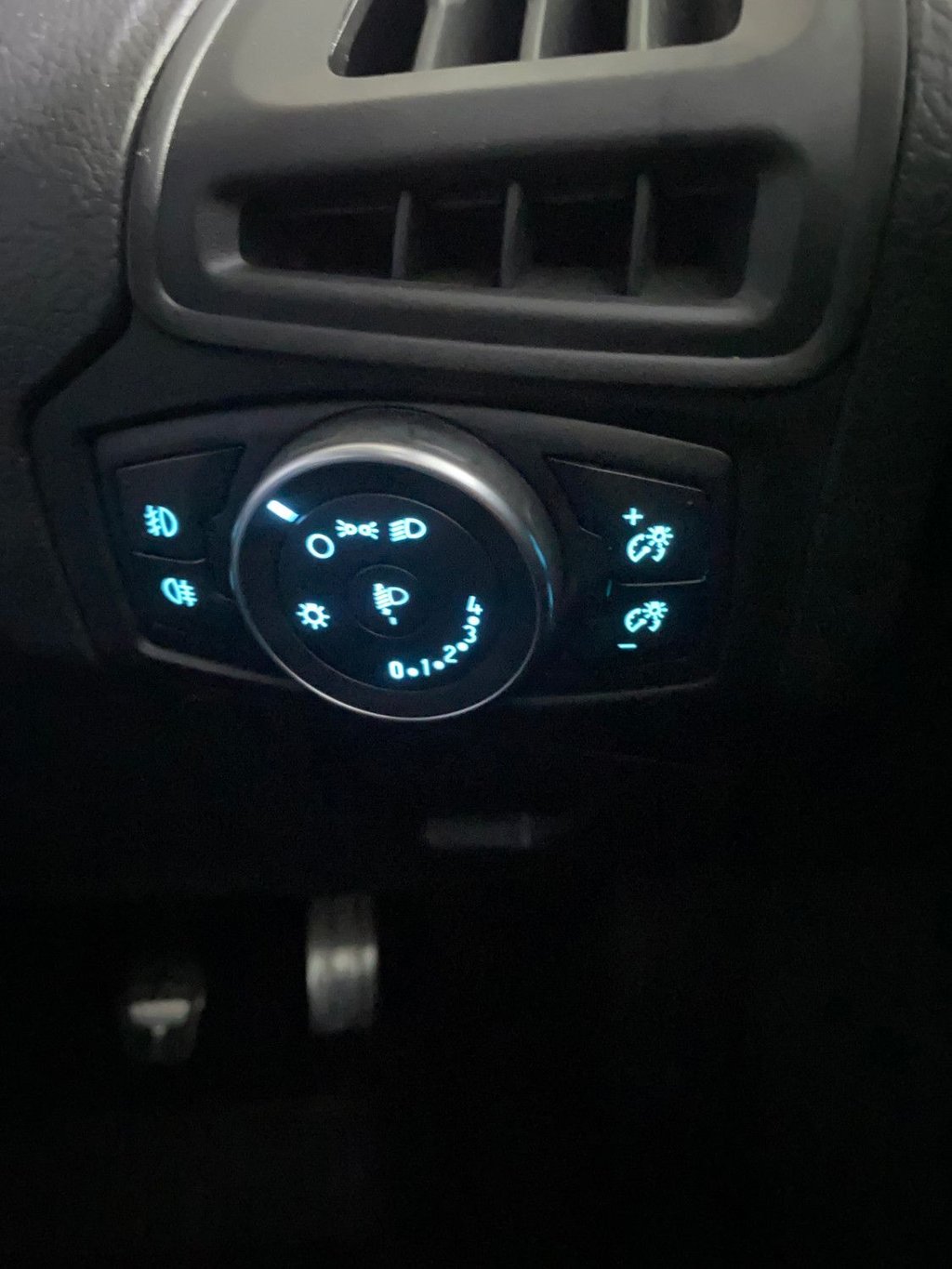 Used Ford Focus 2017 for sale - 77879442: Photo 24