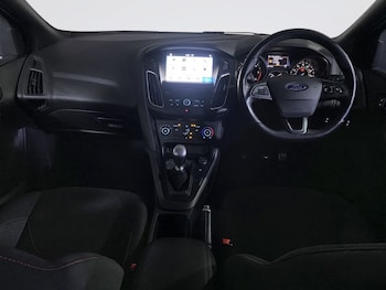 Used Ford Focus 2017 for sale - 77879442: Photo