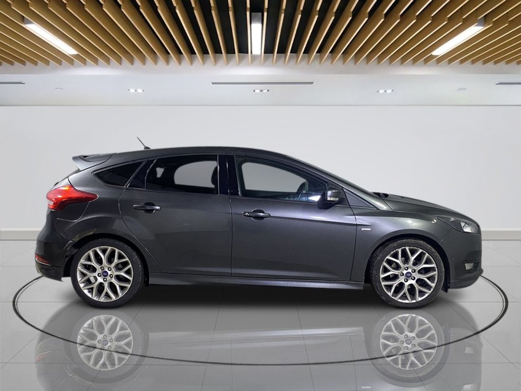 Used Ford Focus 2017 for sale - 77879442: Photo 8