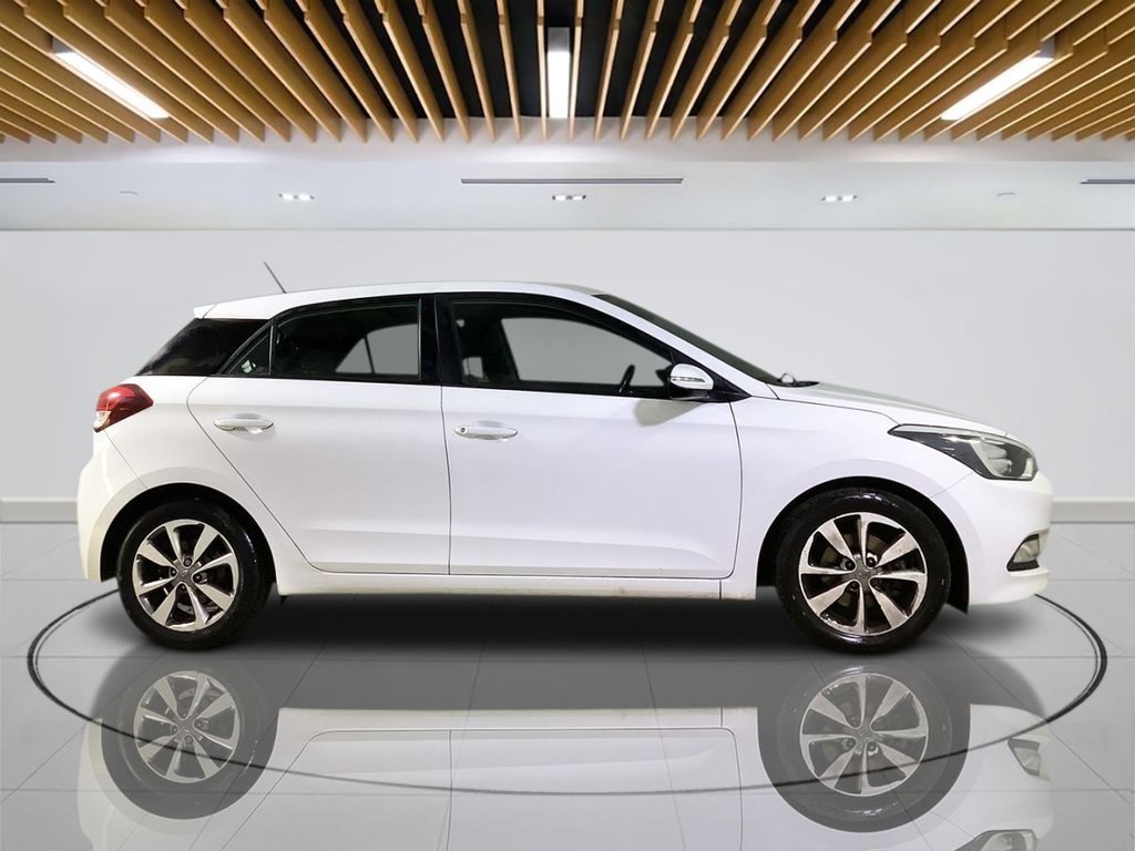 Used Hyundai i20 2016 for sale - 76459280: Photo 9