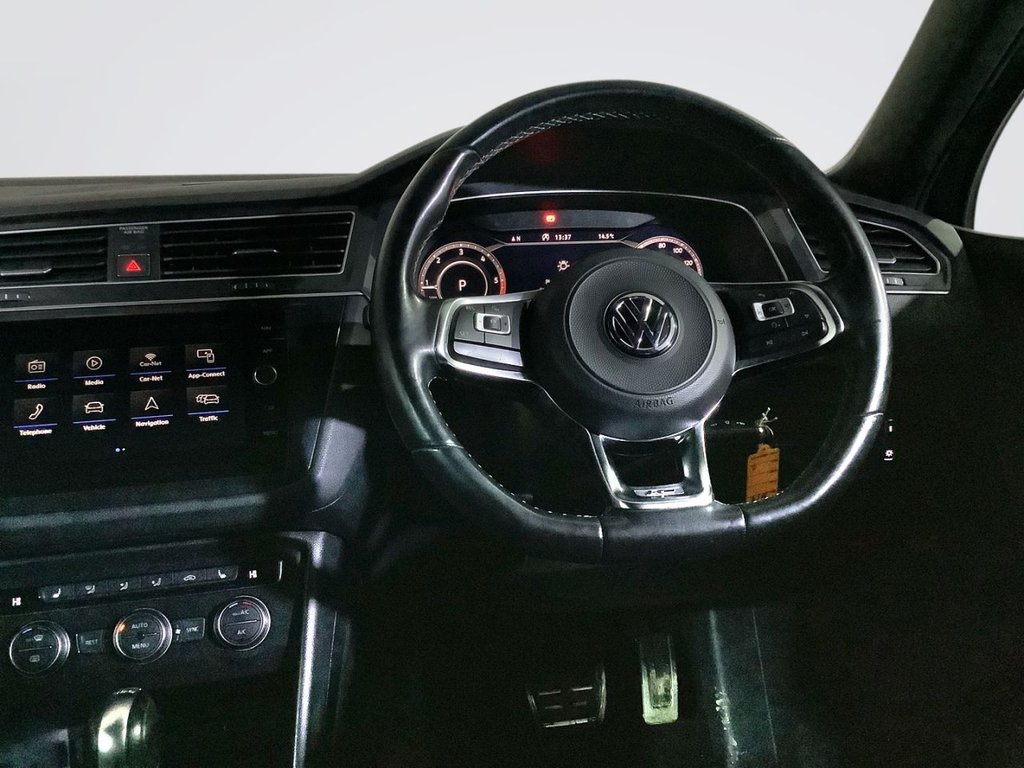 Used Volkswagen Tiguan 2018 for sale - 77703500: Photo 15