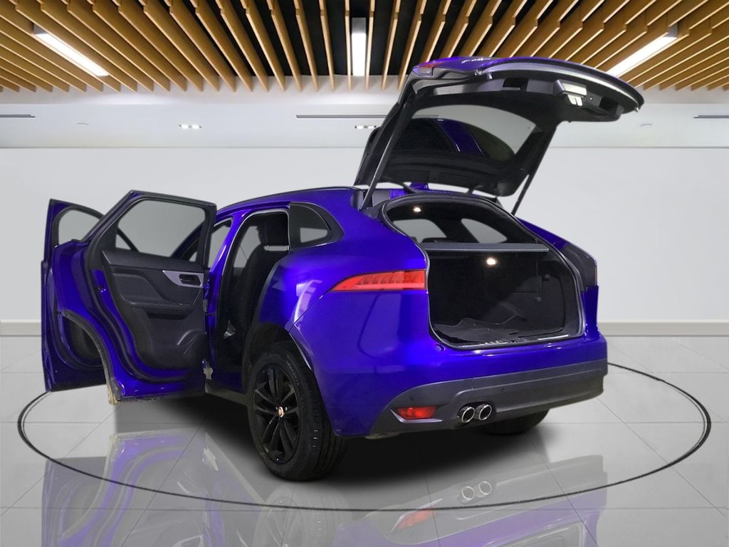 Used Jaguar F-Pace 2019 for sale - 76520584: Photo 10