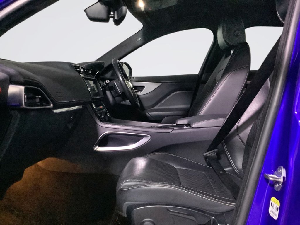Used Jaguar F-Pace 2019 for sale - 76520584: Photo 12