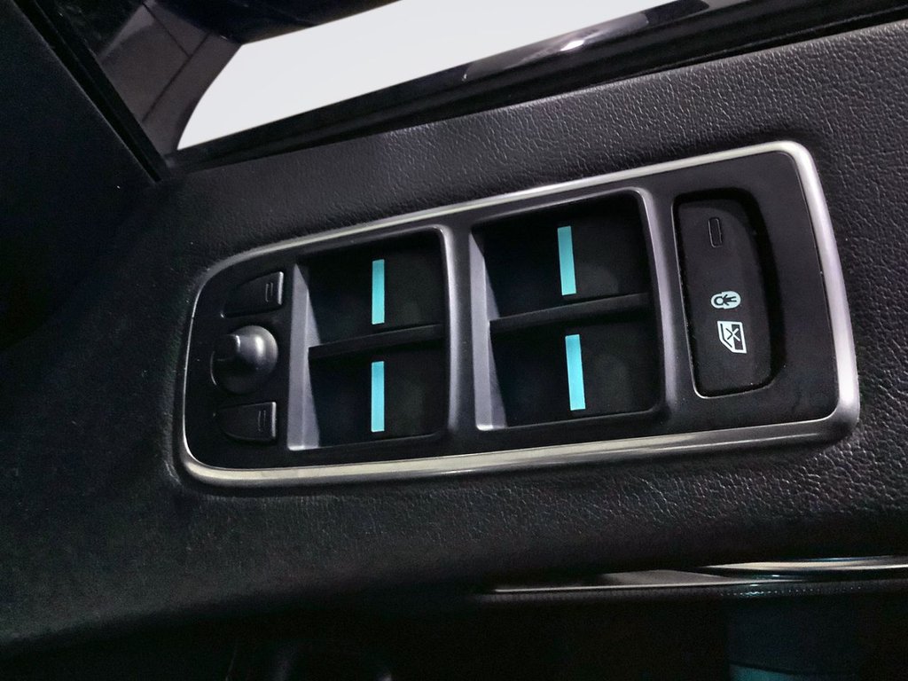 Used Jaguar F-Pace 2019 for sale - 76520584: Photo 24