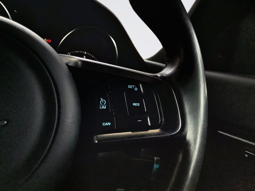 Used Jaguar E-Pace 2019 for sale - 78124624: Photo 20