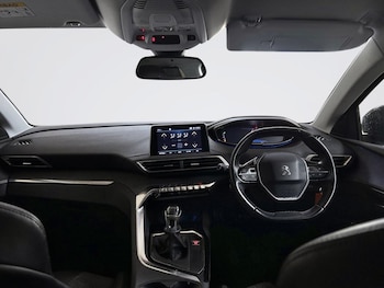 Used Peugeot 5008 2018 for sale - 78943273: Photo
