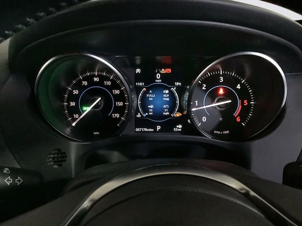 Used Jaguar F-Pace 2018 for sale - 76172828: Photo 18