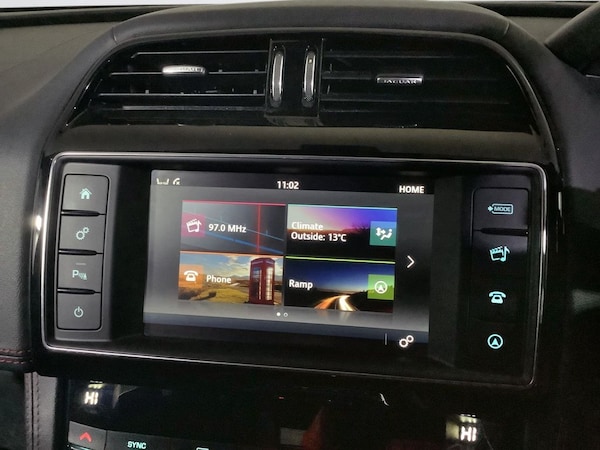 Used Jaguar F-Pace 2018 for sale - 76172828: Photo 23