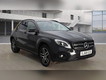 Used Mercedes-Benz GLA 2018 for sale - 77850115: Photo