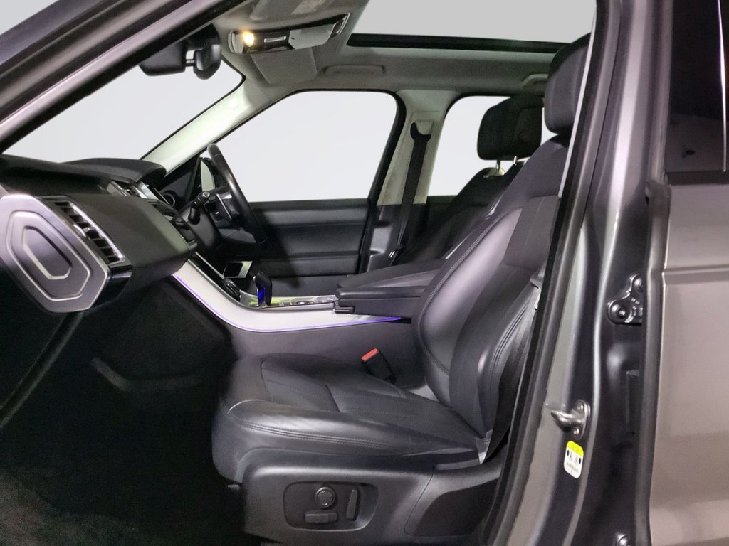 Used Land Rover Range Rover Sport 2018 for sale - 76496189: Photo 21