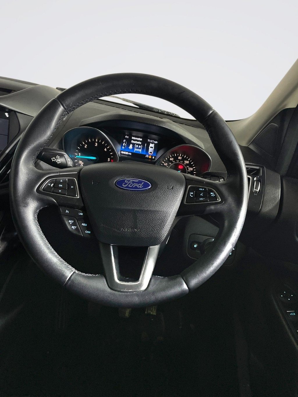 Used Ford Kuga 2017 for sale - 76710913: Photo 17