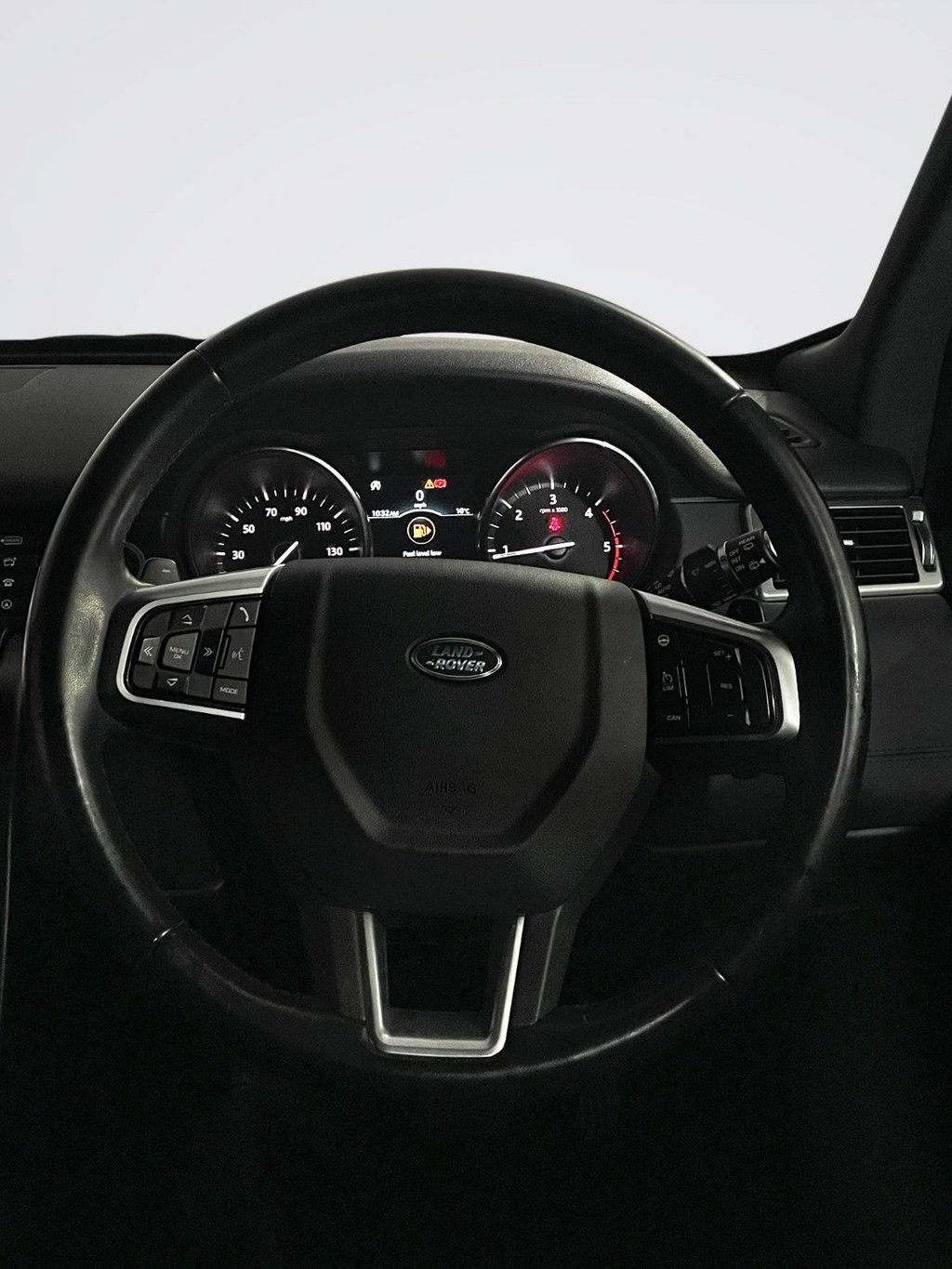 Used Land Rover Discovery Sport 2018 for sale - 76535725: Photo 17