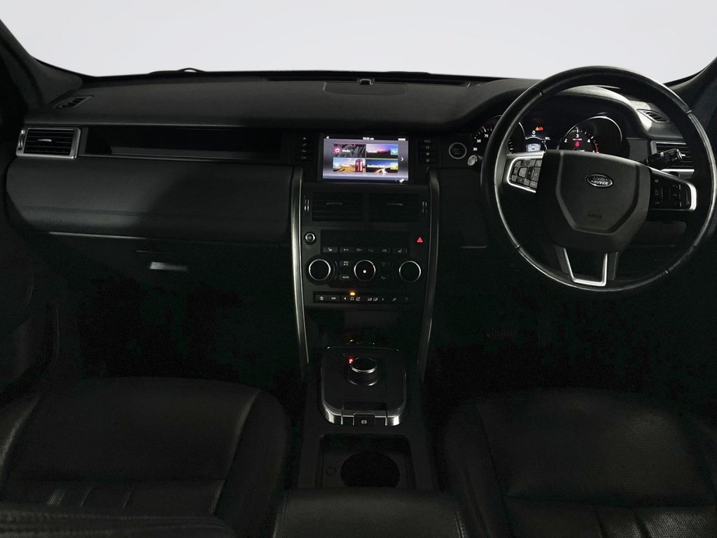 Used Land Rover Discovery Sport 2018 for sale - 76535725: Photo 3