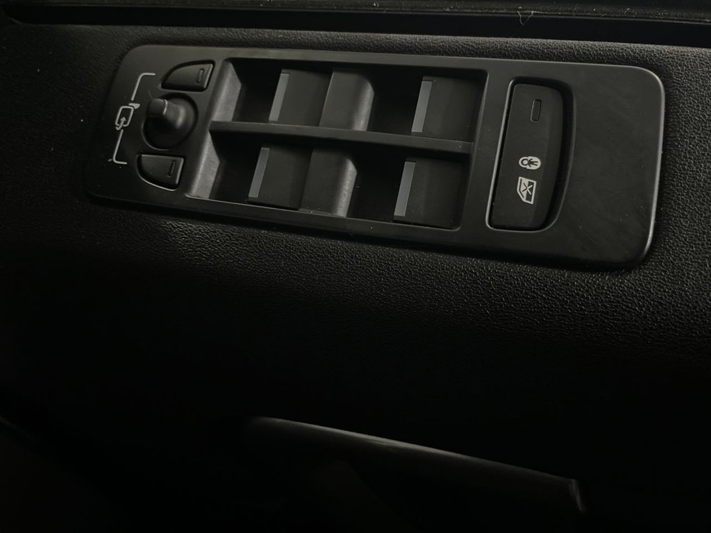 Used Land Rover Discovery Sport 2018 for sale - 76535725: Photo 31