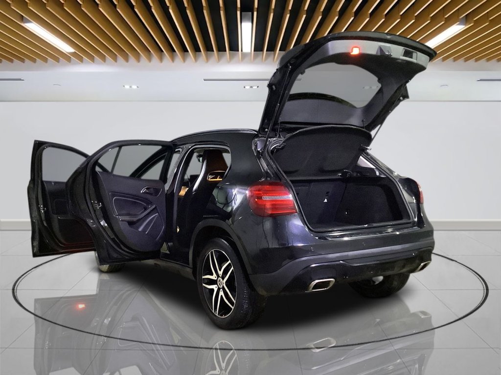 Used Mercedes-Benz GLA 2018 for sale - 76962297: Photo 10