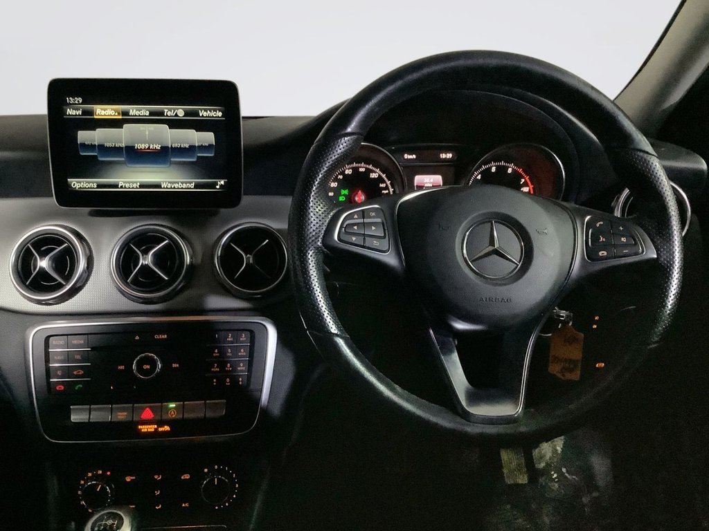 Used Mercedes-Benz GLA 2018 for sale - 76962297: Photo 15