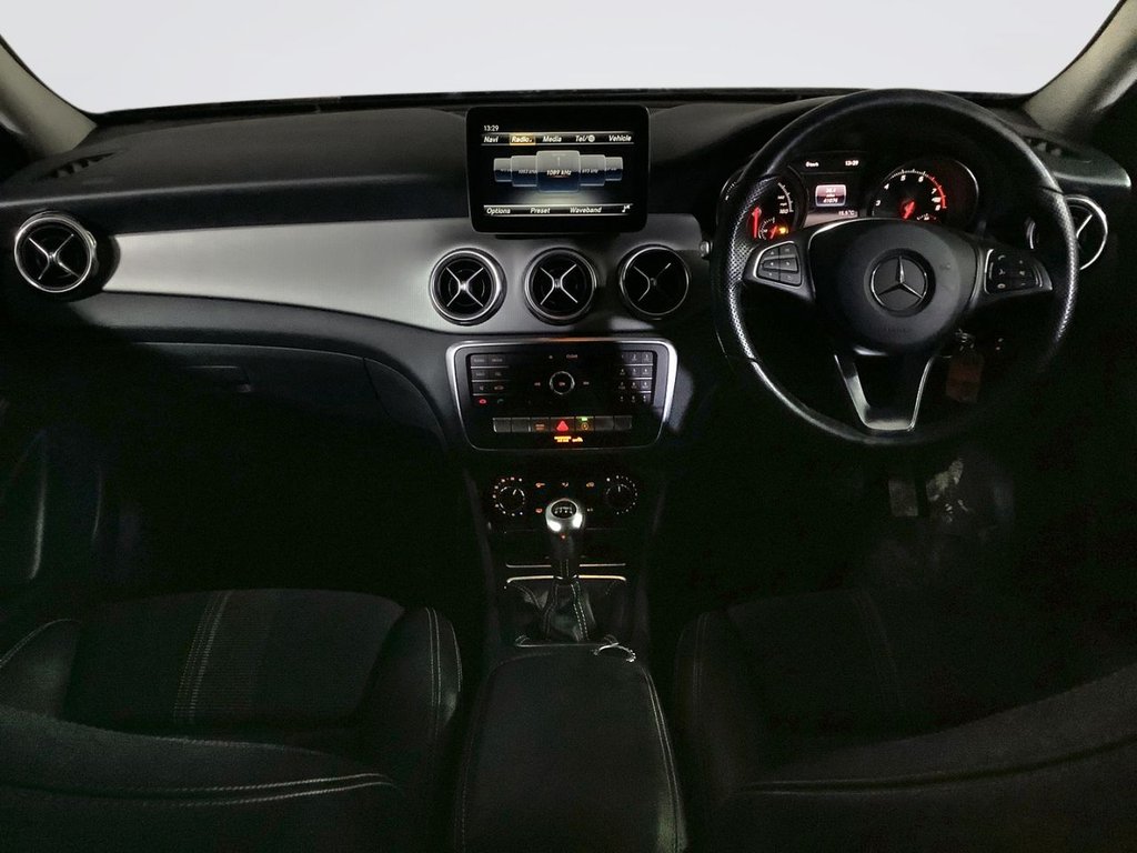 Used Mercedes-Benz GLA 2018 for sale - 76962297: Photo 3