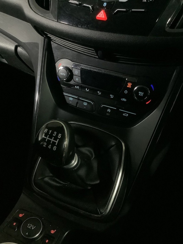 Used Ford Kuga 2014 for sale - 76291101: Photo 24