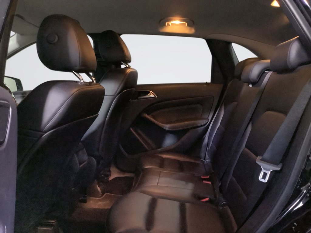 Used Mercedes-Benz B Class 2014 for sale - 76381532: Photo 14