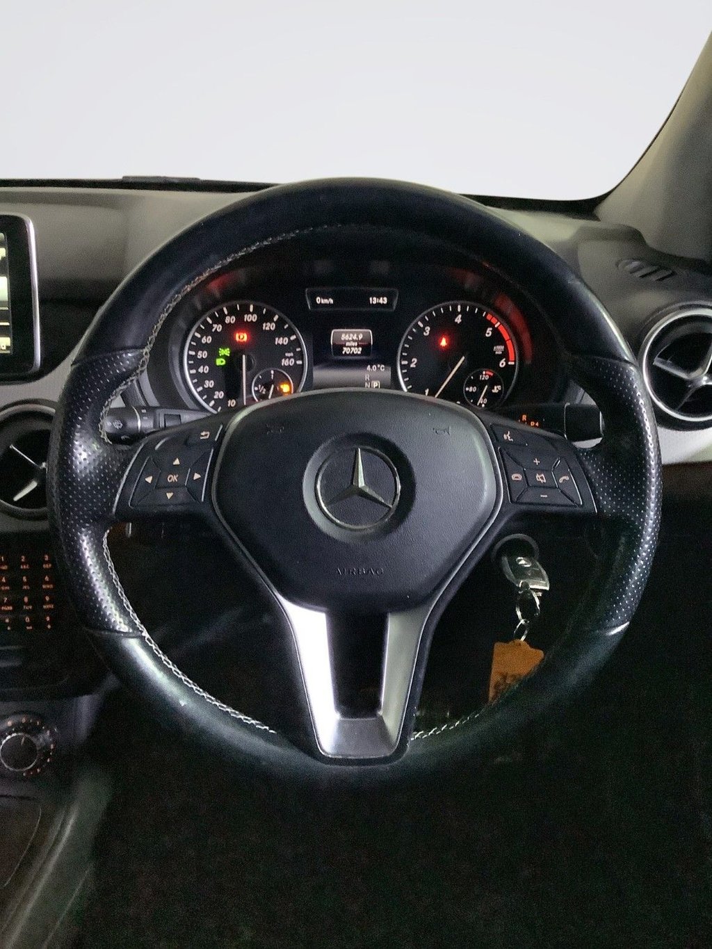 Used Mercedes-Benz B Class 2014 for sale - 76381532: Photo 16