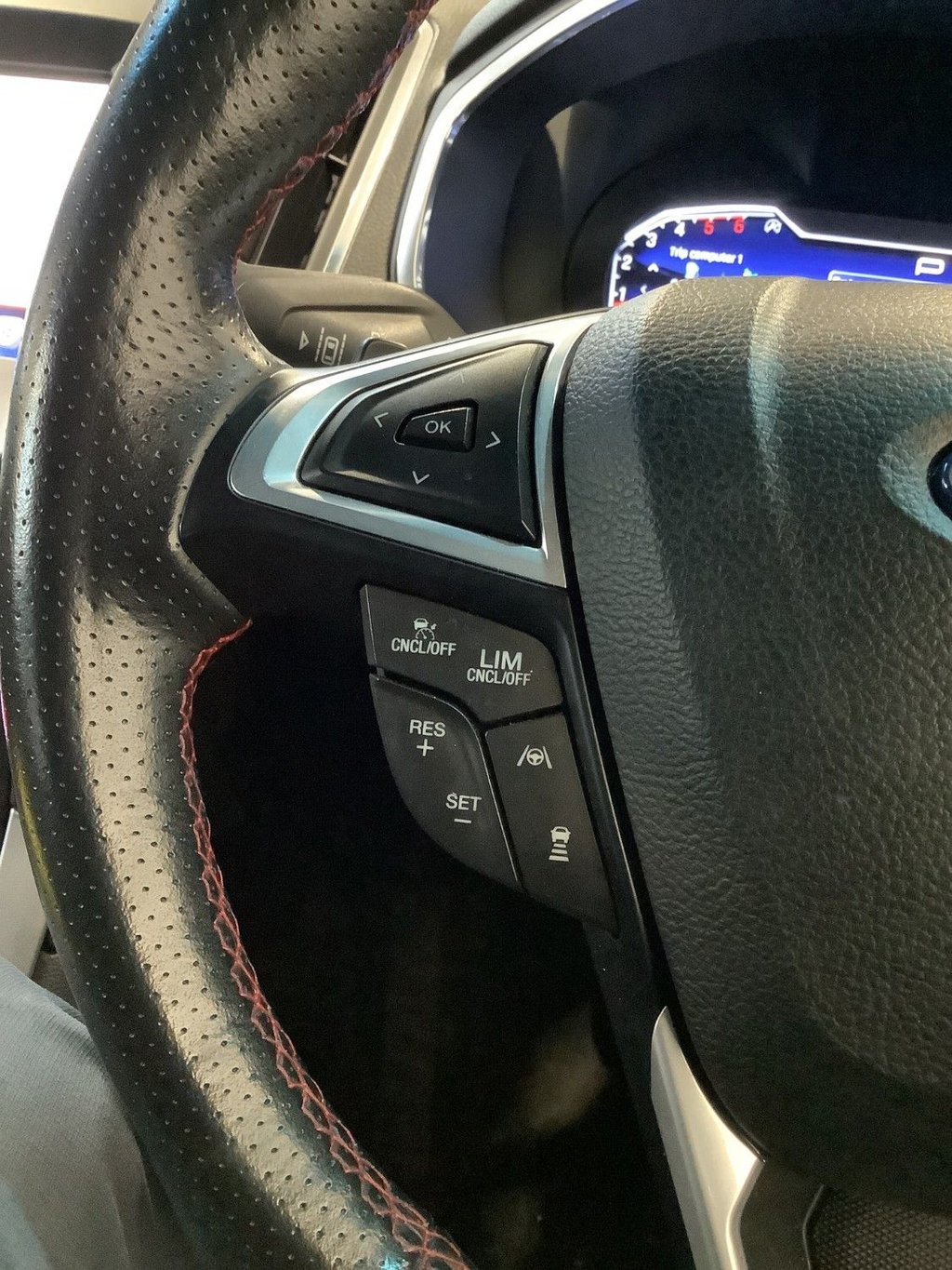 Used Ford Edge 2019 for sale - 77941679: Photo 17