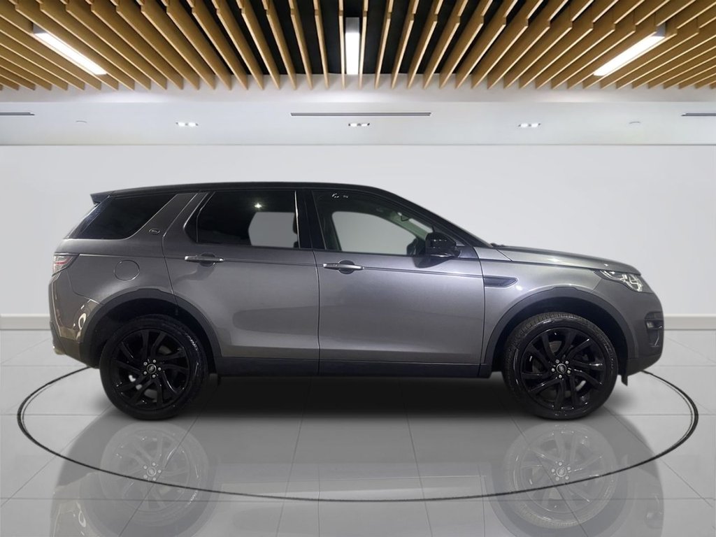 Used Land Rover Discovery Sport 2018 for sale - 77890833: Photo 9