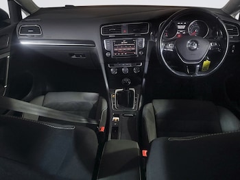 Used Volkswagen Golf 2015 for sale - 75739279: Photo