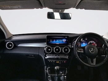 Used Mercedes-Benz C Class 2019 for sale - 77952318: Photo