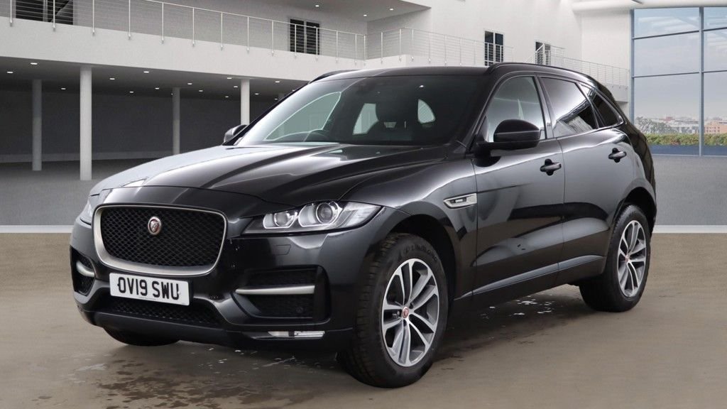 Used Jaguar F-Pace 2019 for sale - 77820938: Photo 2