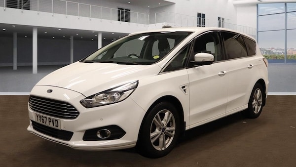 Used Ford S-Max 2018 for sale - 76223853: Photo 2