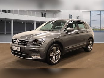 Used Volkswagen Tiguan 2017 for sale - 76547101: Photo