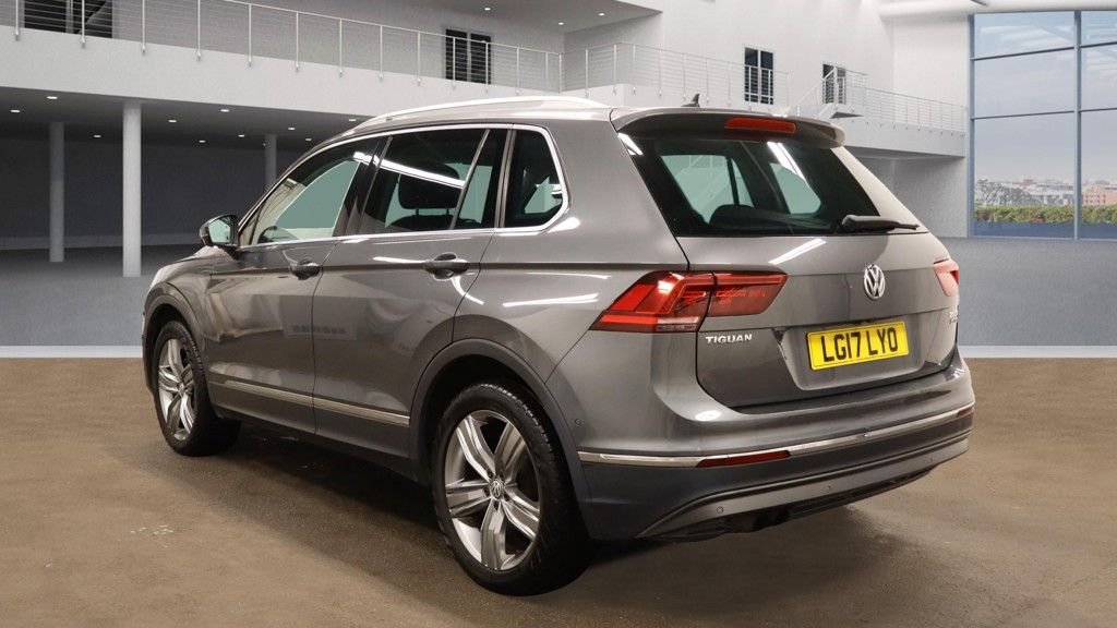 Used Volkswagen Tiguan 2017 for sale - 76547101: Photo 3