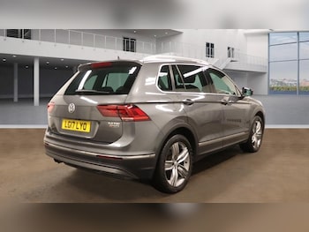 Used Volkswagen Tiguan 2017 for sale - 76547101: Photo