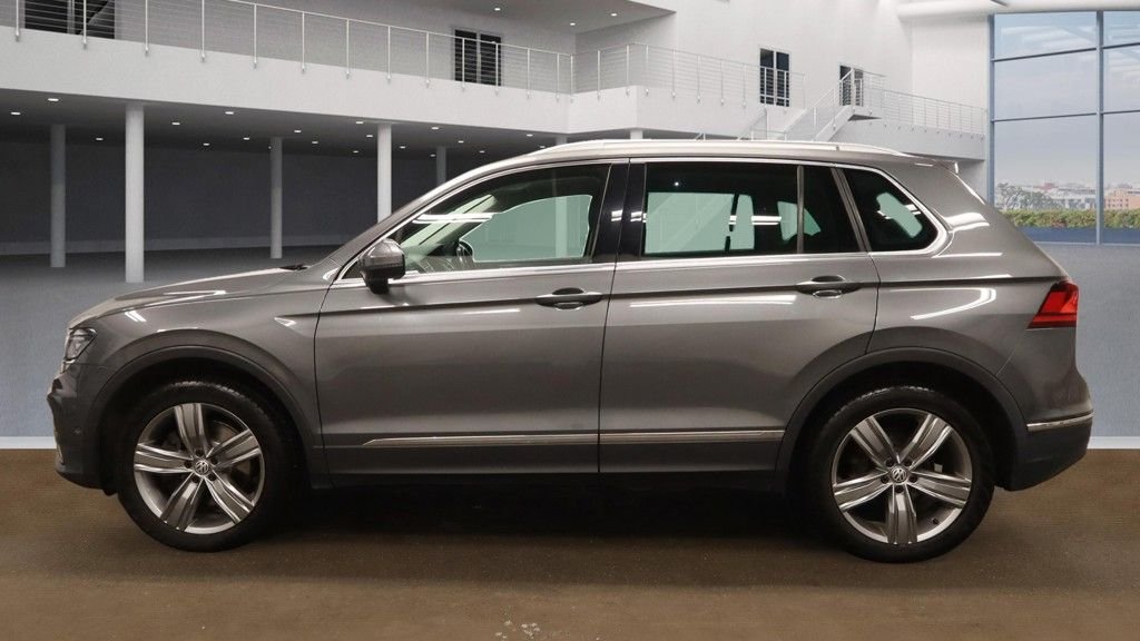 Used Volkswagen Tiguan 2017 for sale - 76547101: Photo 6