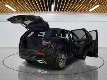 Used Land Rover Discovery Sport 2019 for sale - 77327867: Photo