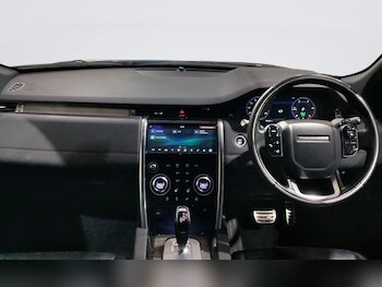 Used Land Rover Discovery Sport 2019 for sale - 77327867: Photo