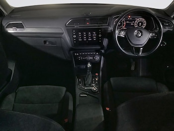 Used Volkswagen Tiguan Allspace 2019 for sale - 75901936: Photo