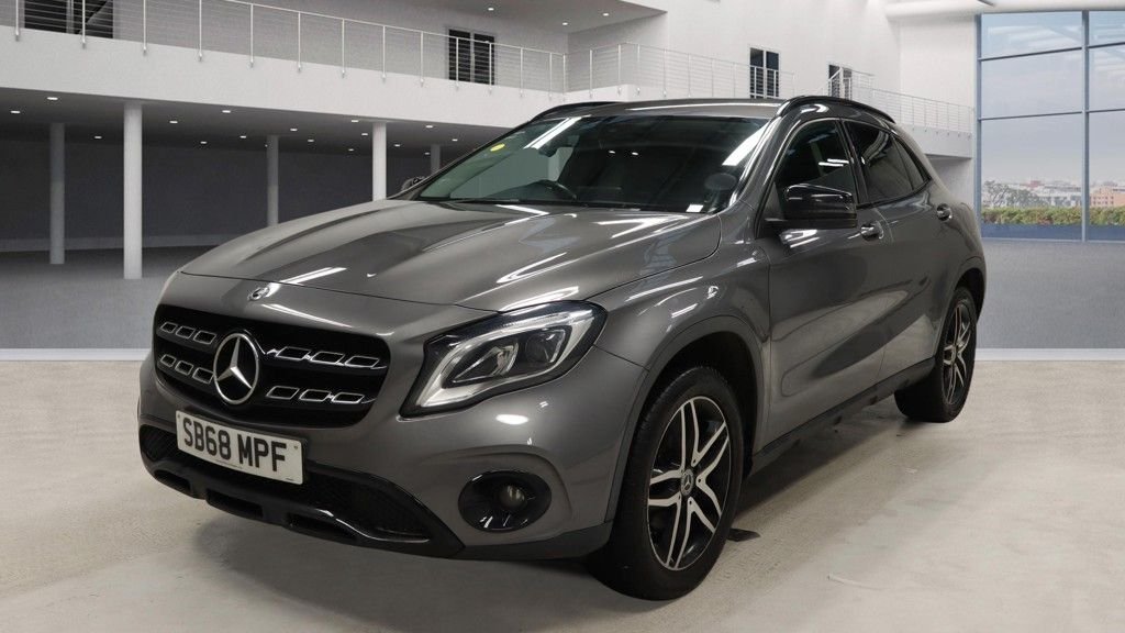Used Mercedes-Benz GLA 2018 for sale - 77680387: Photo 8